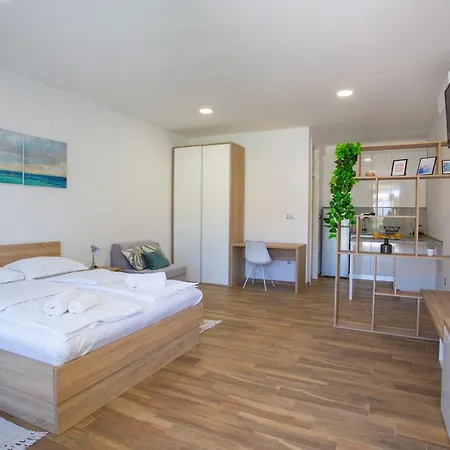 Poseidon Mobile Apartmán *