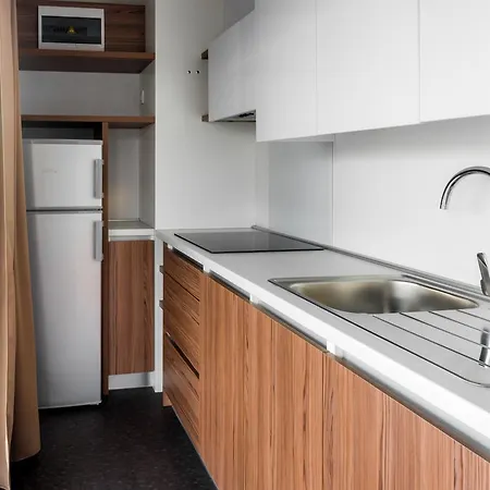 Poseidon Mobile Apartment Makarska