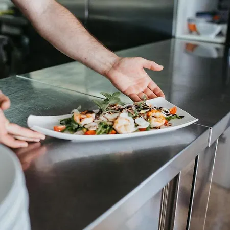 아파트 Poseidon Mobile 마카르스카