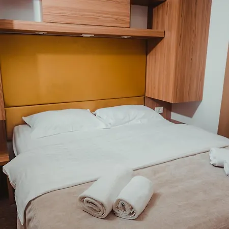 Poseidon Mobile Apartman