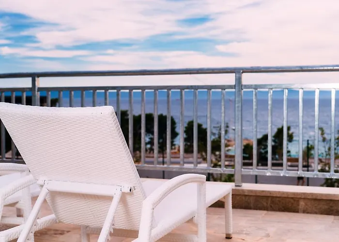 Poseidon Mobile Апартаменти