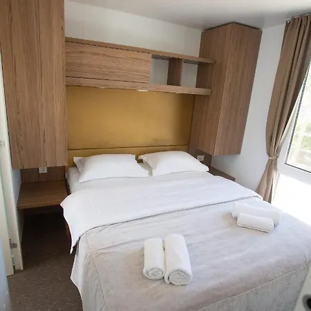 Poseidon Mobile Apartment Makarska